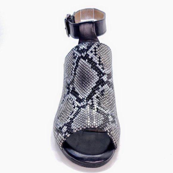 NIB Vionic Leather Snake Stacked Heel Peep Toe Slingback Bootie Women's … - Picture 5 of 10